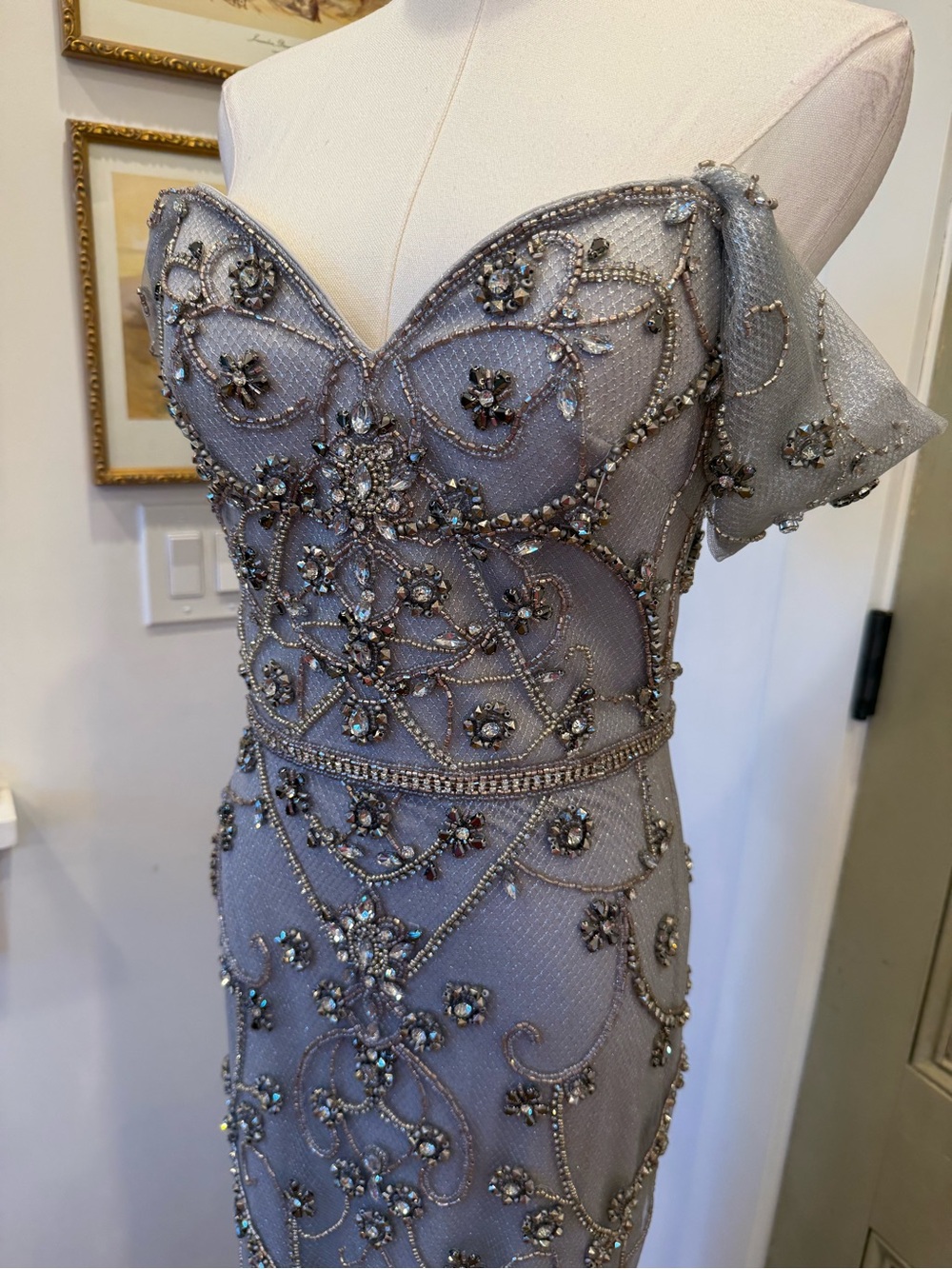 Terani Couture Sample Evening Gown - Picture 3 of 10